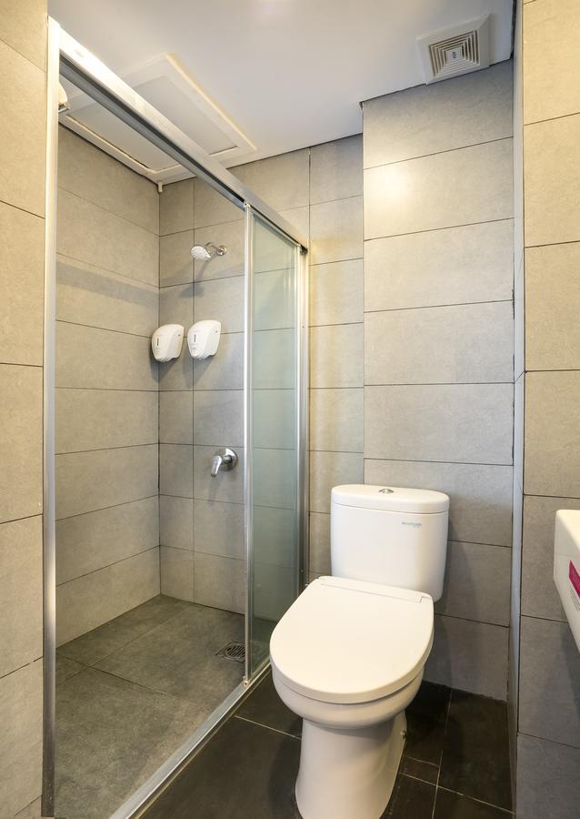 ג'קרטה Maple Hotel Grogol מראה חיצוני תמונה